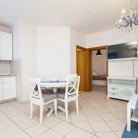 Apartment Blue Place W. Terrace *