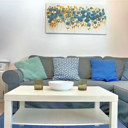 Blue Place W. Terrace Apartment *