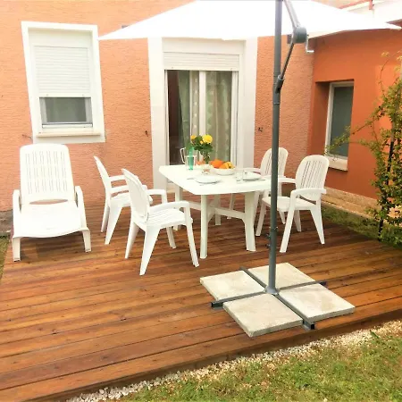 Blue Place W. Terrace Apartment Porec